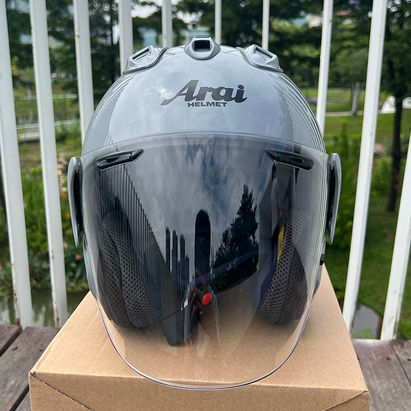 ARAI ÉDITION LUMINE™ — Base Gris Brillant