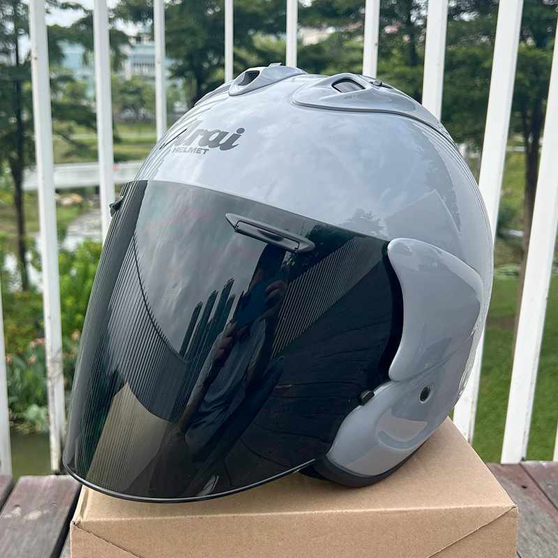 ARAI ÉDITION LUMINE™ — Base Gris Brillant