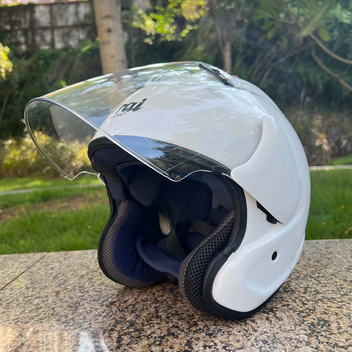 ARAI ÉDITION LUMINE™ — Base Blanc